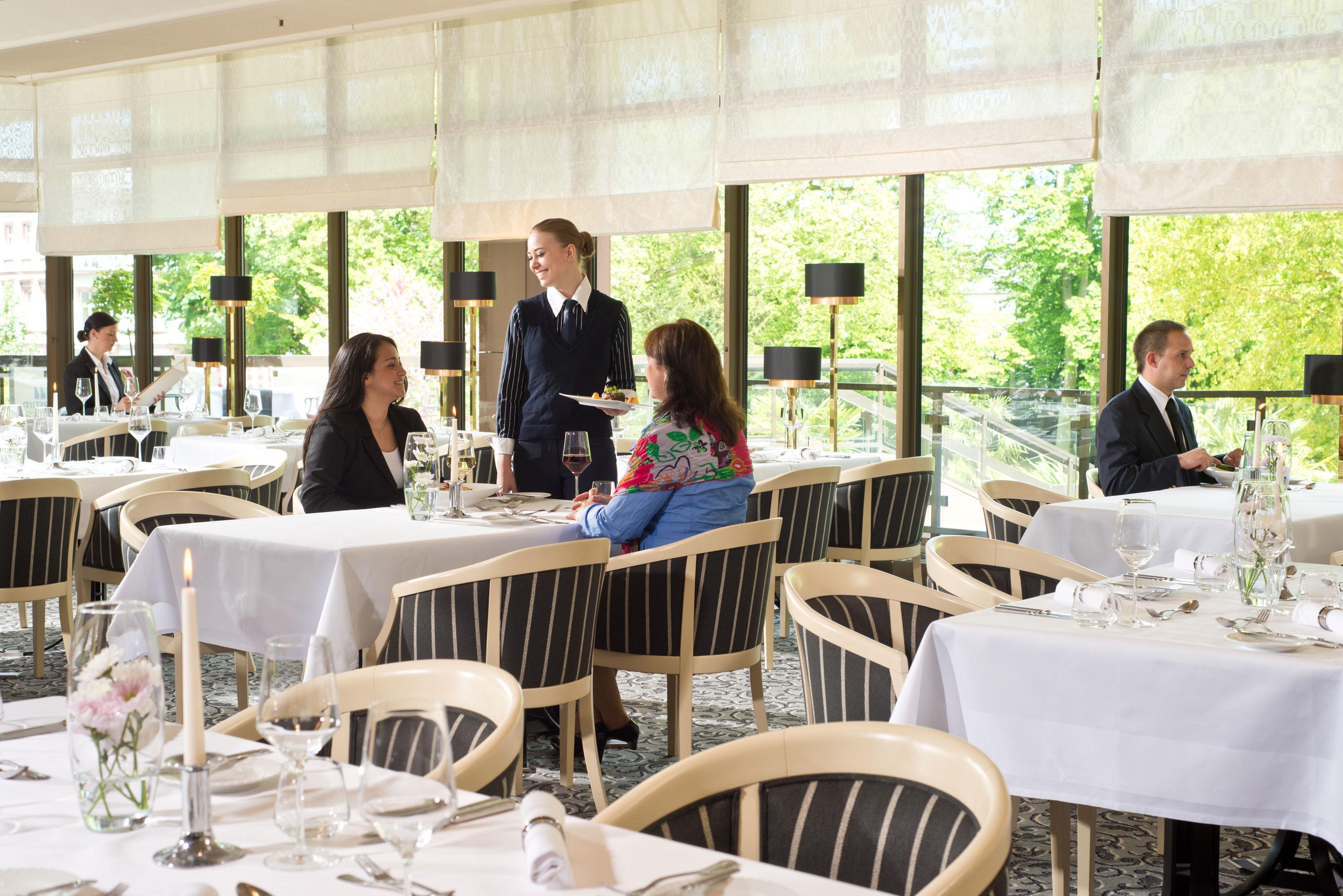 Maritim Hotel Bad Homburg Бад-Хомбург-фор-дер-Хёэ Экстерьер фото